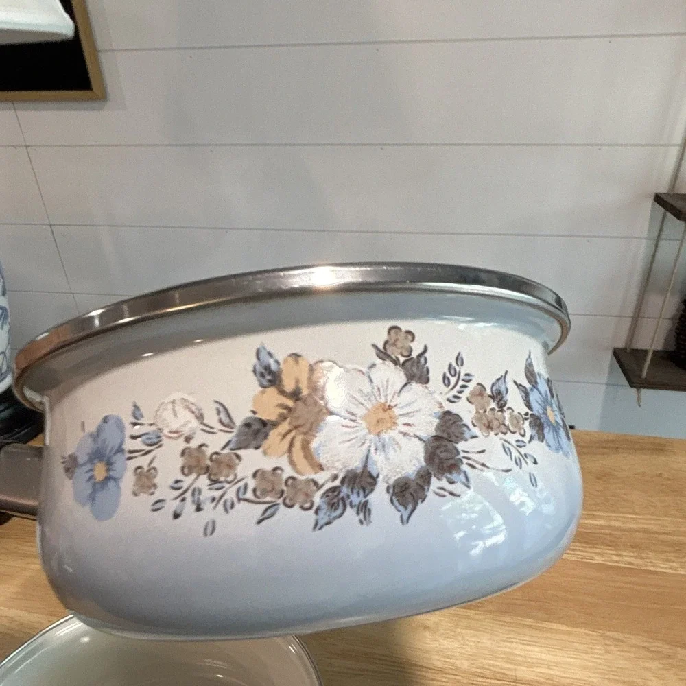 Vintage Crowning Spring Harvest Blossom Porcelain Enamel Saucepan Set w/ Lid